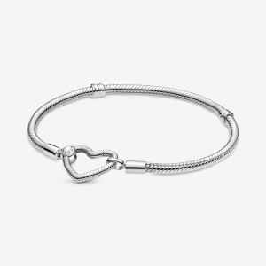 Sterling Silver Pandora Moments Heart Closure Snake Charm Bracelets | SZWNUP-025